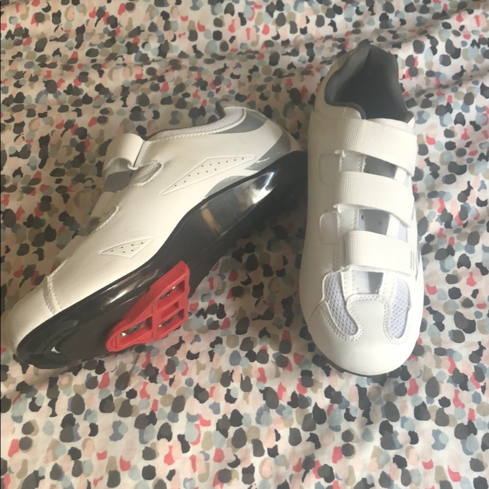 Cycling shoes
